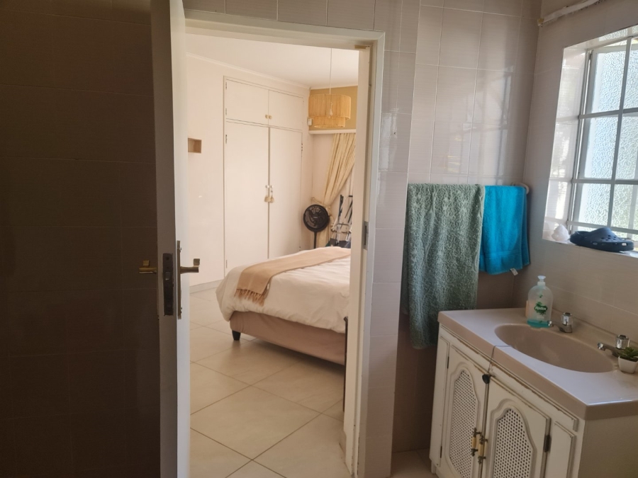 4 Bedroom Property for Sale in Safari Gardens North West